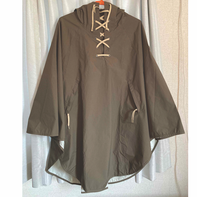 AIGLE レインコート ポンチョ カーキ - レインコート