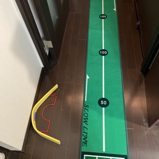 Hole in one Mat 自宅で、パター練習！ スポーツ/アウトドアのゴルフ(その他)の商品写真