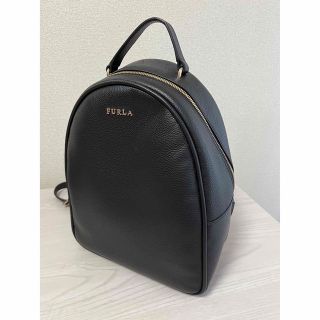 フルラ(Furla)のFURLA 黒レザーリュック(リュック/バックパック)