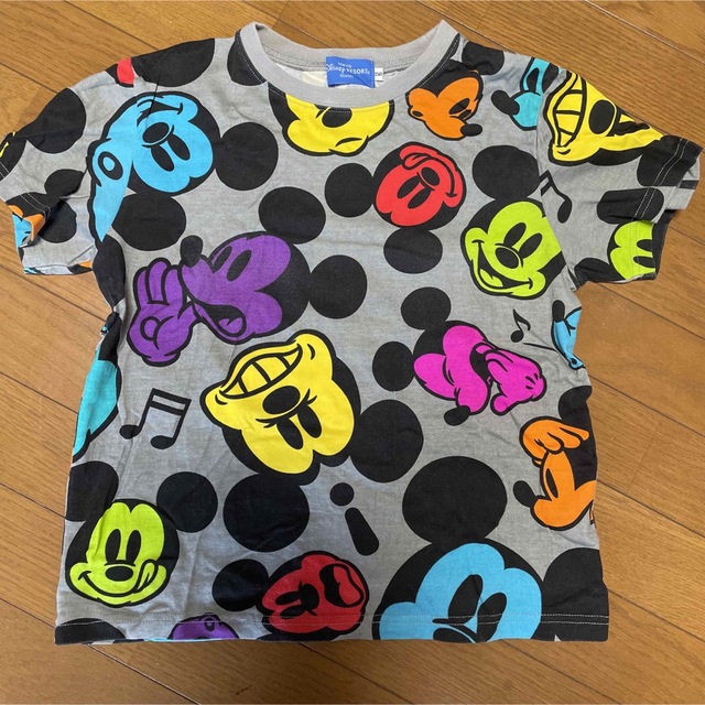 ミッキーマウス(ミッキーマウス)のミッキー総柄Tシャツ キッズ/ベビー/マタニティのキッズ服男の子用(90cm~)(Tシャツ/カットソー)の商品写真