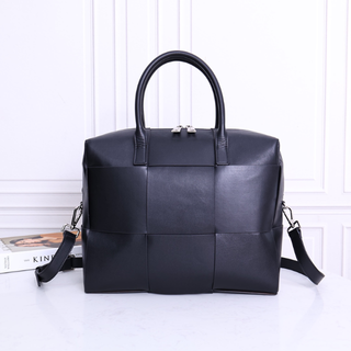ボッテガ(Bottega Veneta) ショルダーバッグ(レディース)(スエード ボッテガ(Bottega Veneta) ショルダーバッグ(レディース)(スエード