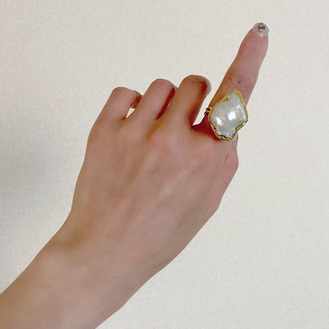 K18GP    天然　バロックパール　リング　指輪　Ｇ レディースのアクセサリー(リング(指輪))の商品写真