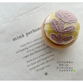 ミナペルホネン(mina perhonen)のハンドメイド ミナペルホネン ピンクッション ボヌール 🌼(生地/糸)