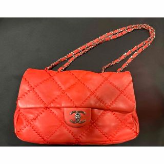 シャネル マトラッセ ショルダーバッグ(レディース)(レッド/赤色系 シャネル マトラッセ ショルダーバッグ(レディース)(レッド/赤色系