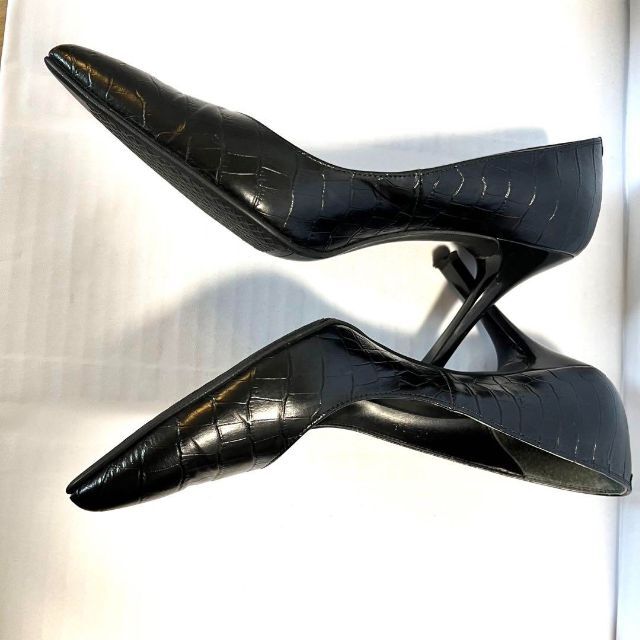 1687【極美品】DIANA ダイアナ レザー 黒 パンプス 型押し リボン