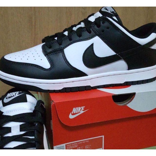 憧れの 激レア ダンク パンダダンク NIKEスニーカー エアジョーダン1