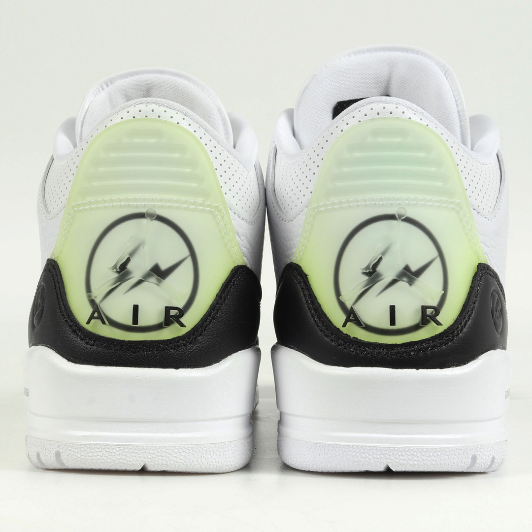 NIKE - NIKE ナイキ fragment design AIR JORDAN 3 RETRO SP (DA3595