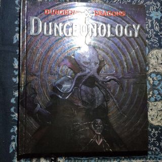 Dungeonology　英語　ダンジョン　TRPG　仕掛　絵本(洋書)