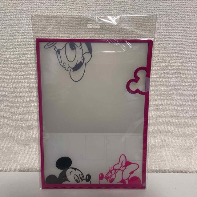 Disney(ディズニー)の★新品★ディズニーストア★クリアファイル★４枚セット エンタメ/ホビーのアニメグッズ(クリアファイル)の商品写真