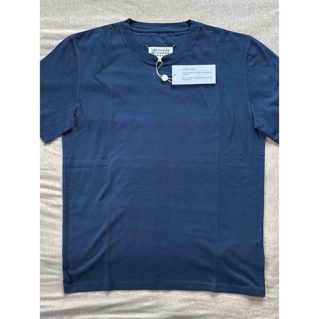 Maison Martin Margiela(マルタンマルジェラ)のL新品 メゾン マルジェラ レギュラー オーガニックコットン Tシャツ ブルー メンズのトップス(Tシャツ/カットソー(半袖/袖なし))の商品写真