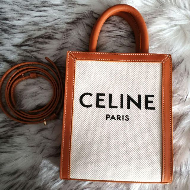 美品 セリーヌ ミニ バーティカルカバ ショルダーバッグ celine T