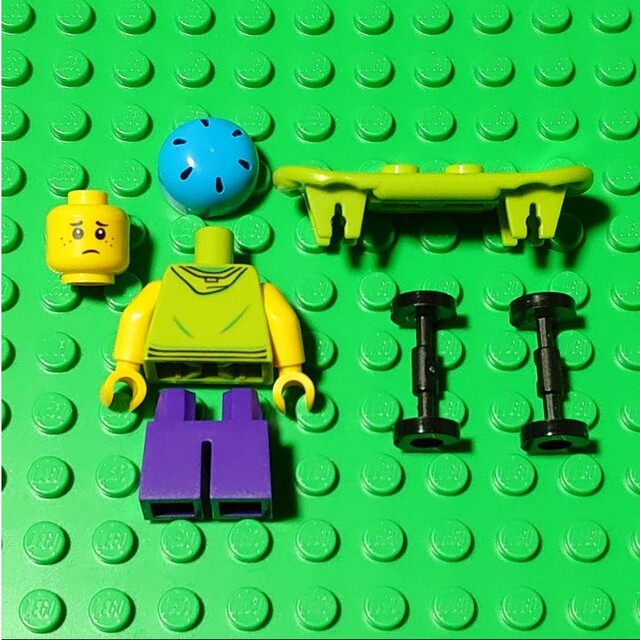 【新品】LEGO ミニフィギュア《スケボー少年》レゴ ミニフィグ アイテム