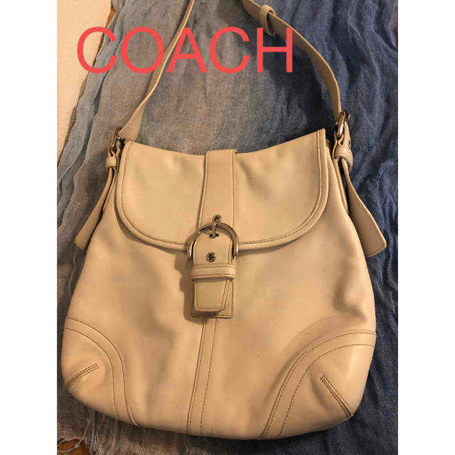 コーチ　ショルダーバッグ　白皮、内側はシグネチャー柄　coach