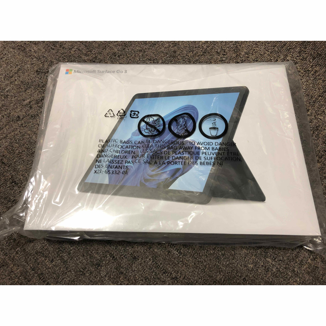 Microsoft Surface Go3【 未開封】