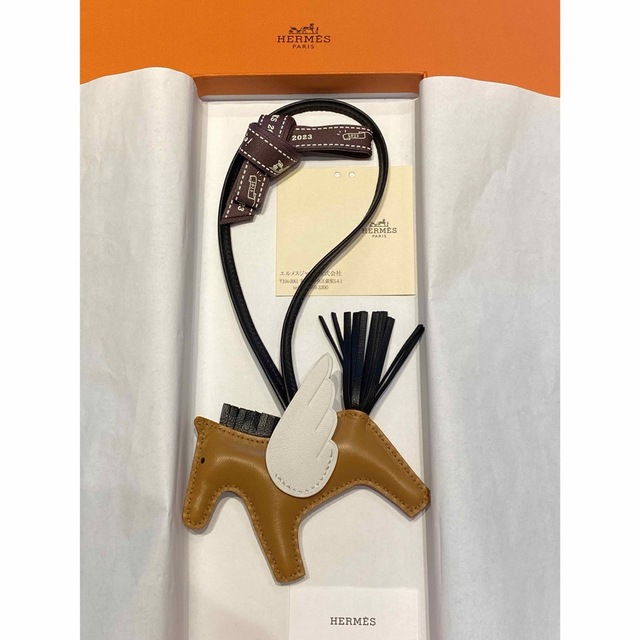 新しいエルメス Hermes 新品未使用 最新U刻印 チャームPM ロデオ