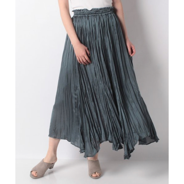JUSGLITTY(ジャスグリッティー)の新品✨ CADUNEカデュネ✨ワッシャープリーツスカート✨季節を問わないアイテム レディースのスカート(ロングスカート)の商品写真