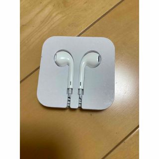 Apple iPod Touch  純正　イヤフォン　新品　値下げ不可(ヘッドフォン/イヤフォン)