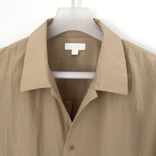 コス(COS)の【COS】Oversized Shirt / Khaki(シャツ)