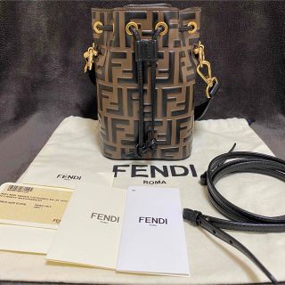 フェンディ(FENDI)のフェンディ FENDI ミニモントレゾール 美品(ショルダーバッグ)