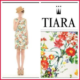 ティアラ(tiara)の【Tiara】野花柄ノースリーブワンピース　フラワープリント　花柄　チュニック(ひざ丈ワンピース)