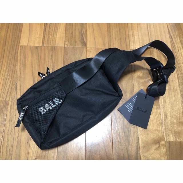 新品未使用・レア】BALR. ボーラー ボディー・ウエストバッグ 特別価格 DSQUARED2 ボディバッグ(ウエストバッグ)新品・未使用