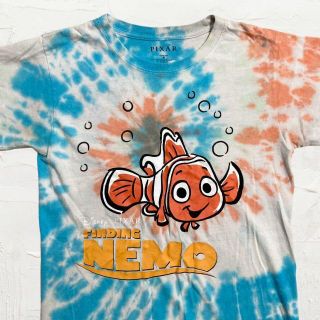 JZA PIXAR タイダイ柄 ディズニー　ファインディングニモ　NEMO T(Tシャツ/カットソー(半袖/袖なし))