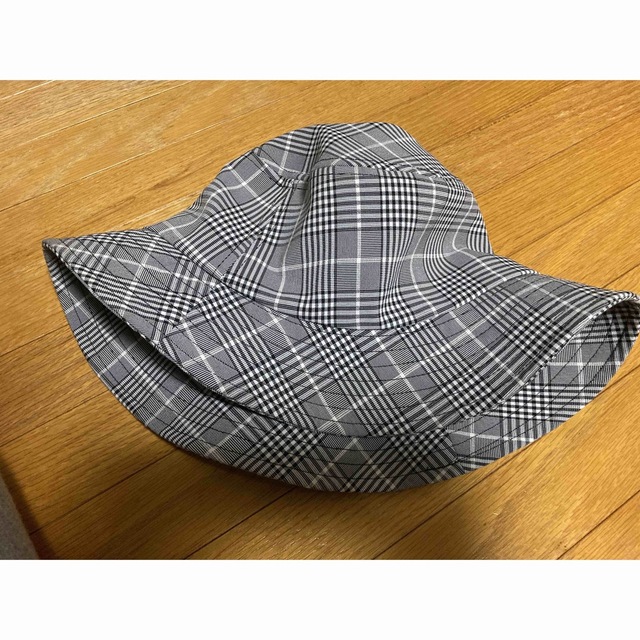 GU(ジーユー)のGUのチェック柄帽子　 レディースの帽子(ハット)の商品写真