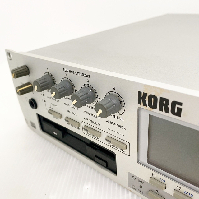 KORG(コルグ)の【希少】KORG TRITON-RACK 音源モジュール コルグ 楽器のDTM/DAW(音源モジュール)の商品写真