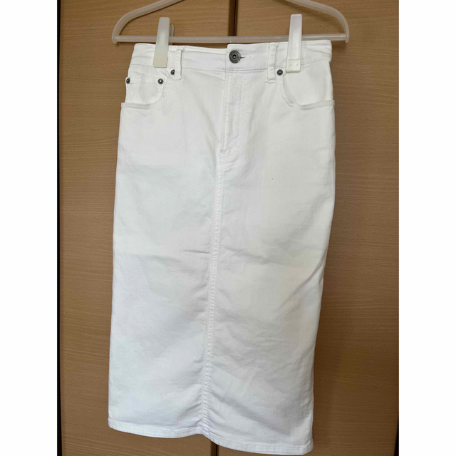 JEANASIS(ジーナシス)のJENASIS デニムスカート（ホワイト） レディースのスカート(ひざ丈スカート)の商品写真