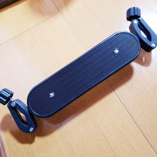 ベビーカー　足おき　フットレスト　後付け(ベビーカー用アクセサリー)