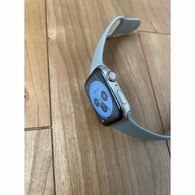 Apple Watch(アップルウォッチ)のApple Watch6 44mm edtion  Apple careあり メンズの時計(腕時計(デジタル))の商品写真