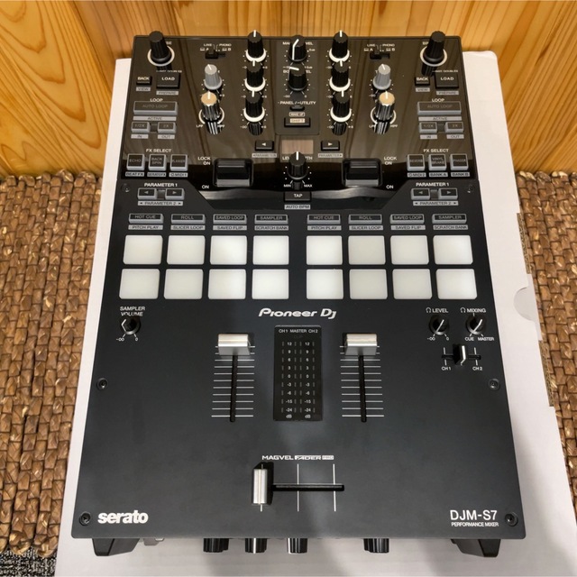 専用 PIONEER DJM-S7 楽器のDJ機器(DJミキサー)の商品写真