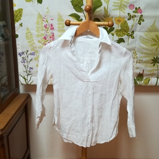 トーナル(TONAL)の✨TONAL トーナル白色の七分丈リネン100シャツ レディースMサイズ(シャツ/ブラウス(長袖/七分))