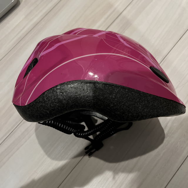 SG規格適合 自転車 子供用ヘルメット キッズ/ベビー/マタニティの外出/移動用品(その他)の商品写真