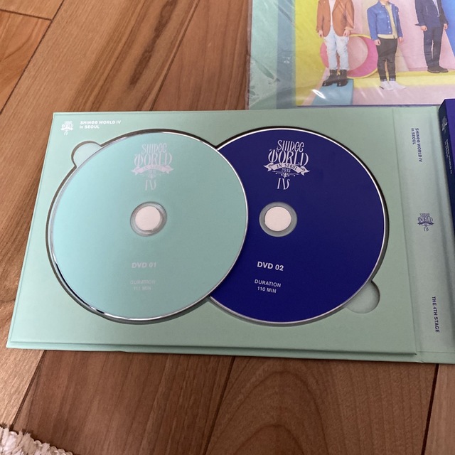 SHINee World Ⅳ in SEOUL DVD 未開封　マウスパッド付き