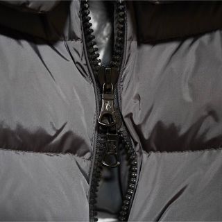 MONCLER - 【MONCLER】モンクレール Moreau モレアウ ショートダウンの