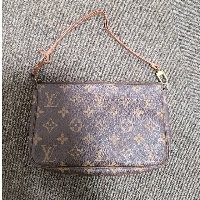 LOUIS VUITTON アクセサリーポーチ\u0026ショルダーストラップ