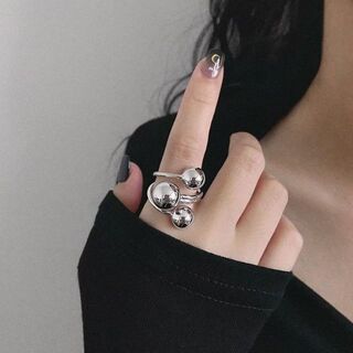 【新品】シルバー ボール リング 銀 韓国 3連 指輪 玉 ジュエリー アクセ(リング(指輪))