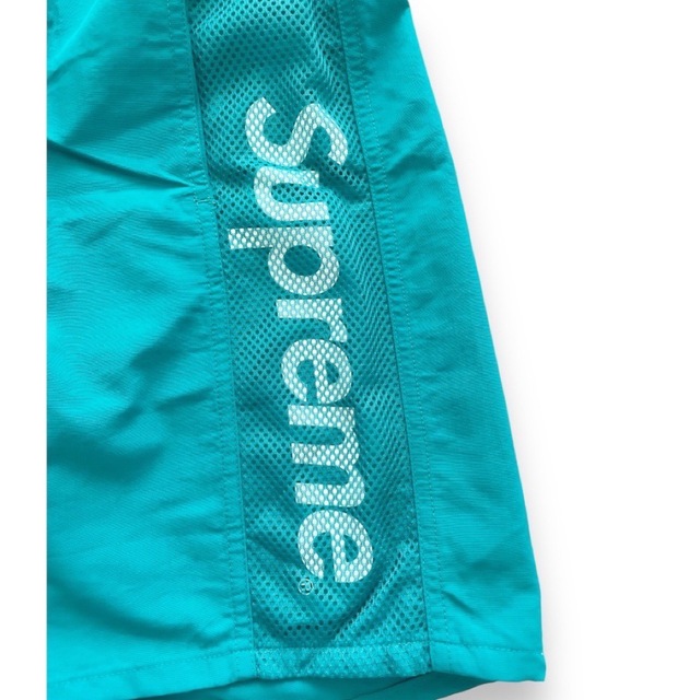 ☆新品未使用正規品☆ Supreme ウォーターショーツ-