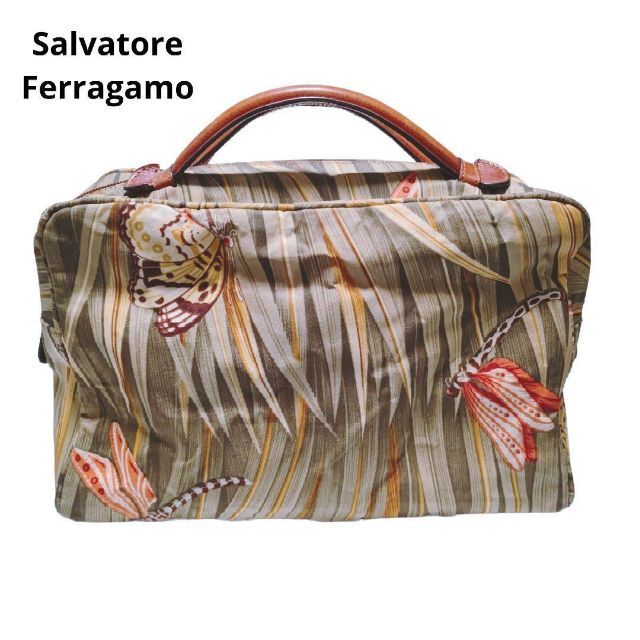 Salvatore Ferragamo(サルヴァトーレフェラガモ)の希少　サルヴァトーレ　フェラガモ　ハンドバッグ　ボタニカル　蝶　トンボ　鳥　和服 レディースのバッグ(ハンドバッグ)の商品写真