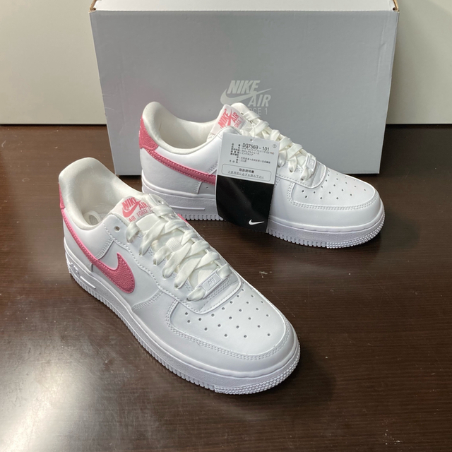 新品23.5cm】NIKE エアフォース1エッセンシャル ホワイト/ピンク 2022