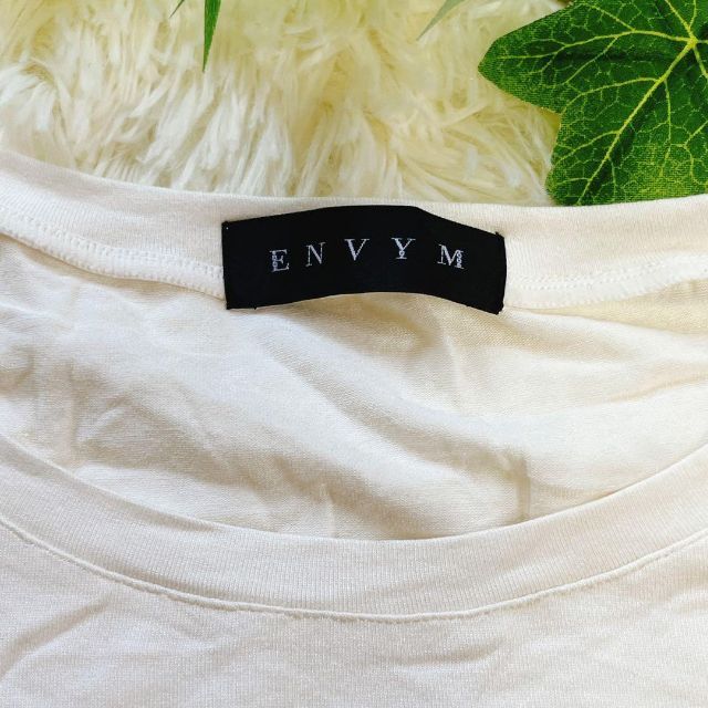 ENVYM(アンビー)の❇️774❇️ENVYM アンビー 【F】⚜️ホワイト　半袖Tシャツ⚜️ レディースのトップス(Tシャツ(半袖/袖なし))の商品写真