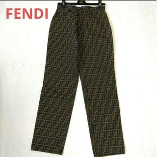 フェンディ(FENDI)の【新品未使用】FENDI ズッカ柄パンツ(カジュアルパンツ)