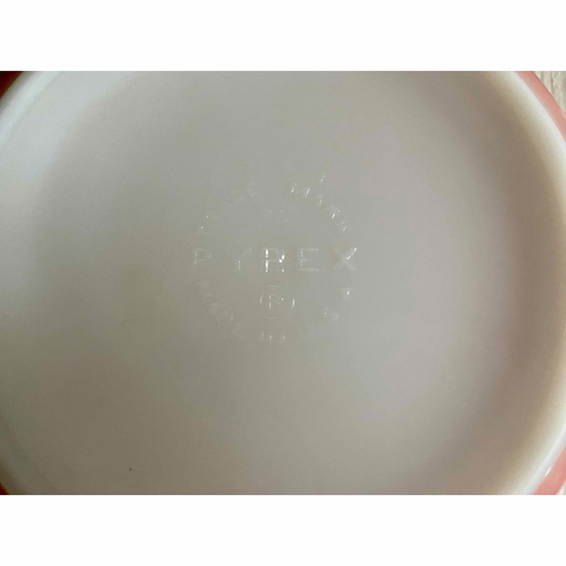 Pyrex(パイレックス)のオールドパイレックス　キャセロール　グーズベリー　深型・浅型　蓋つき　２個セット インテリア/住まい/日用品のキッチン/食器(食器)の商品写真