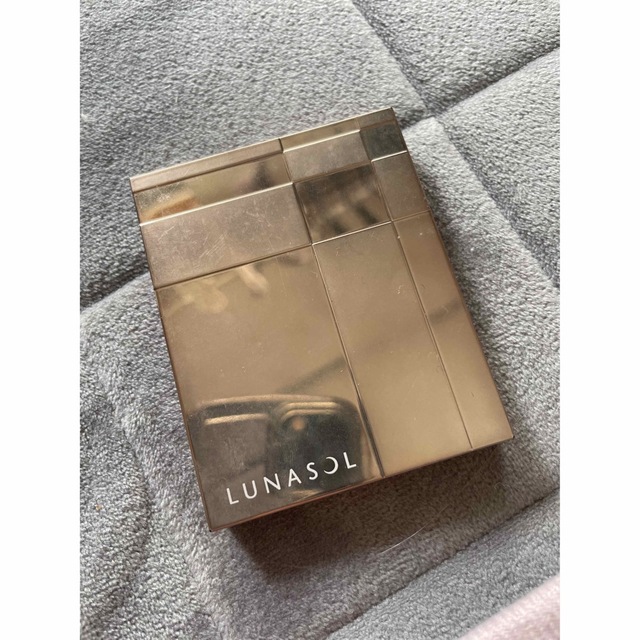 LUNASOL(ルナソル)のLUNASOL アイシャドウ コスメ/美容のベースメイク/化粧品(アイシャドウ)の商品写真