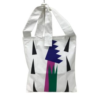 イッセイミヤケ(ISSEY MIYAKE)のイッセイミヤケ トートバッグ美品  -(トートバッグ)