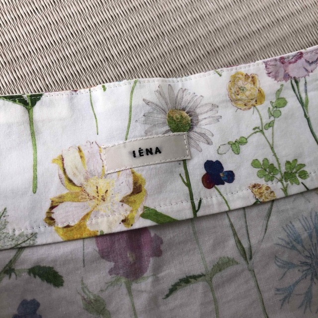 IENA(イエナ)の花柄ブラウス レディースのトップス(シャツ/ブラウス(長袖/七分))の商品写真