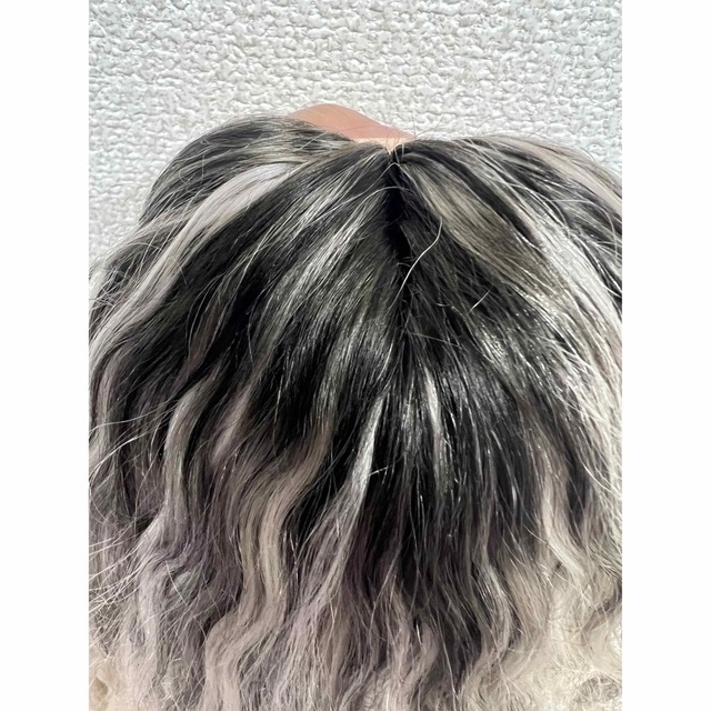 ブライス　アイシードール　頭皮付きモヘアウィッグ