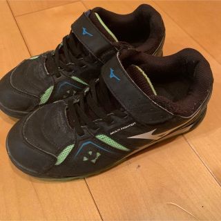 ミズノ(MIZUNO)のミズノ　スニーカー　22cm(スニーカー)