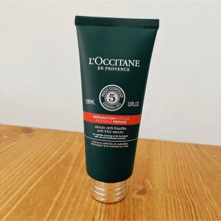 ロクシタン(L'OCCITANE)のファイブハーブス　Rヘアミルクセラム(トリートメント)